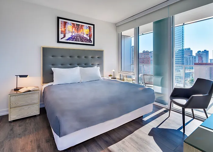 Level - Old Town Hotel Chicago